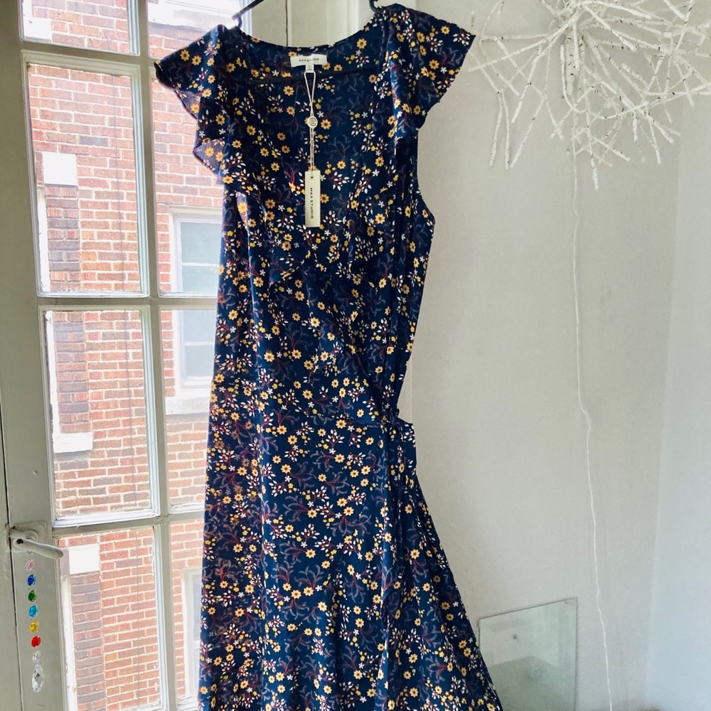 NWT Max Studio wrap around dress